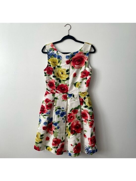 Tahari ASL Dresses & Skirts - Tahari Women’s Floral Fit & Flare Dress